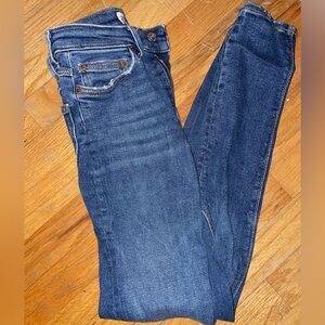 ZARA Skinny Jeans